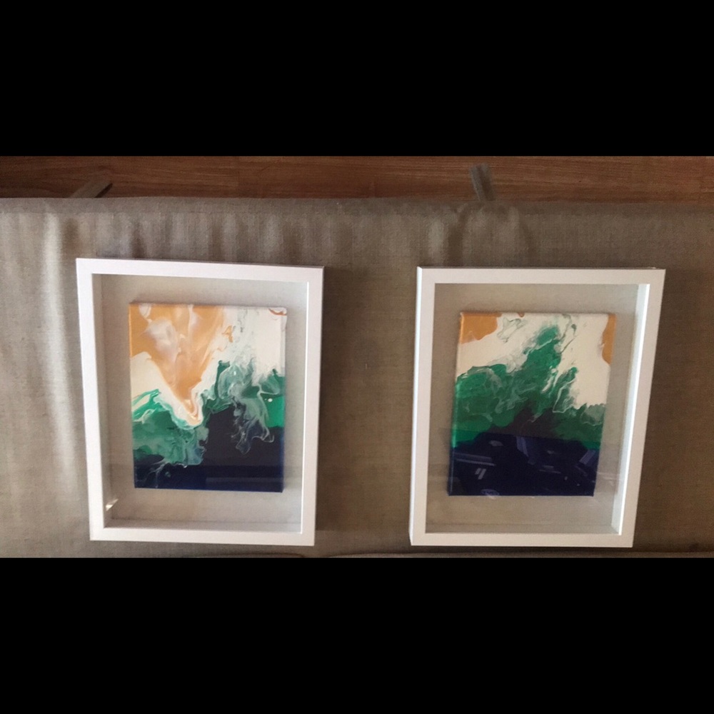 Pour painting